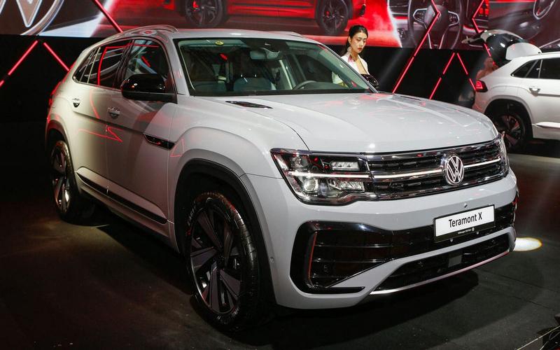 Kiểu dáng Coupe SUV hiện đại, đèn pha LED thông minh